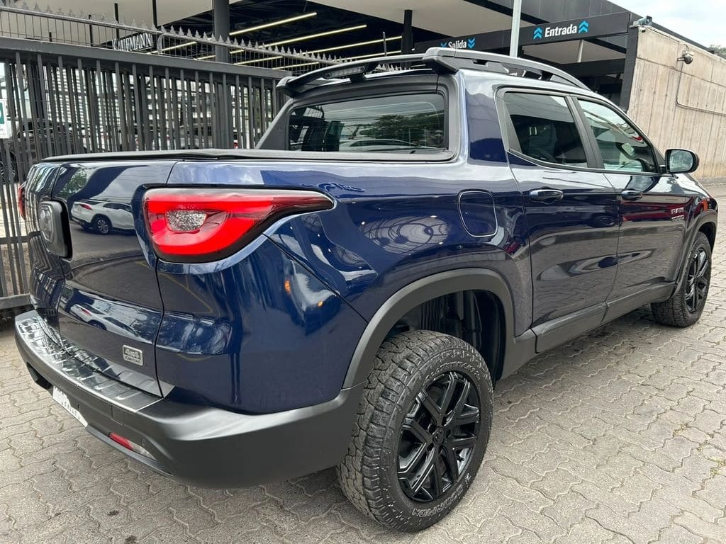 Ram 1000 2.0 Rebel Diesel 4x4 Dob. Cab. At 4p año 2022