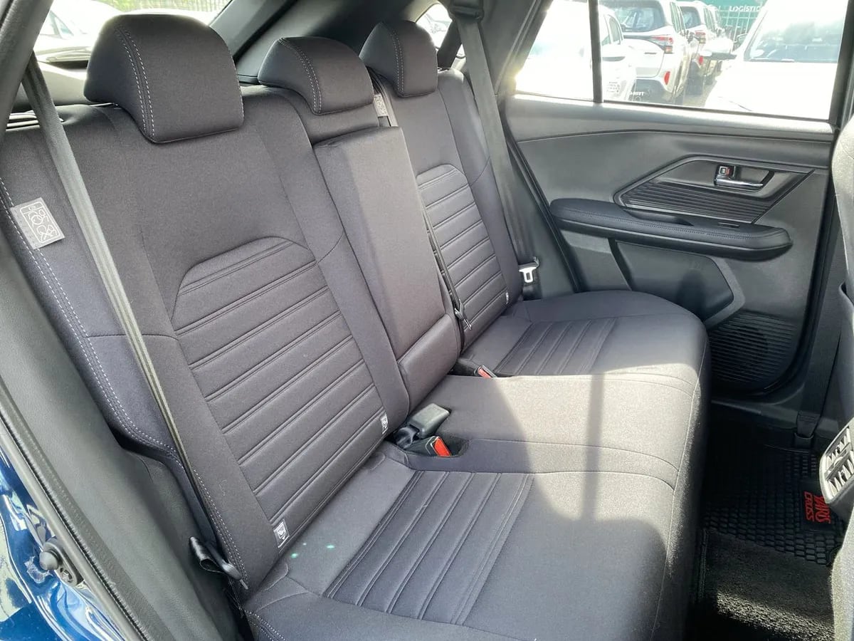 Toyota Yaris Cross 1.5 Xi 4x2 Cvt At 5p año 2025