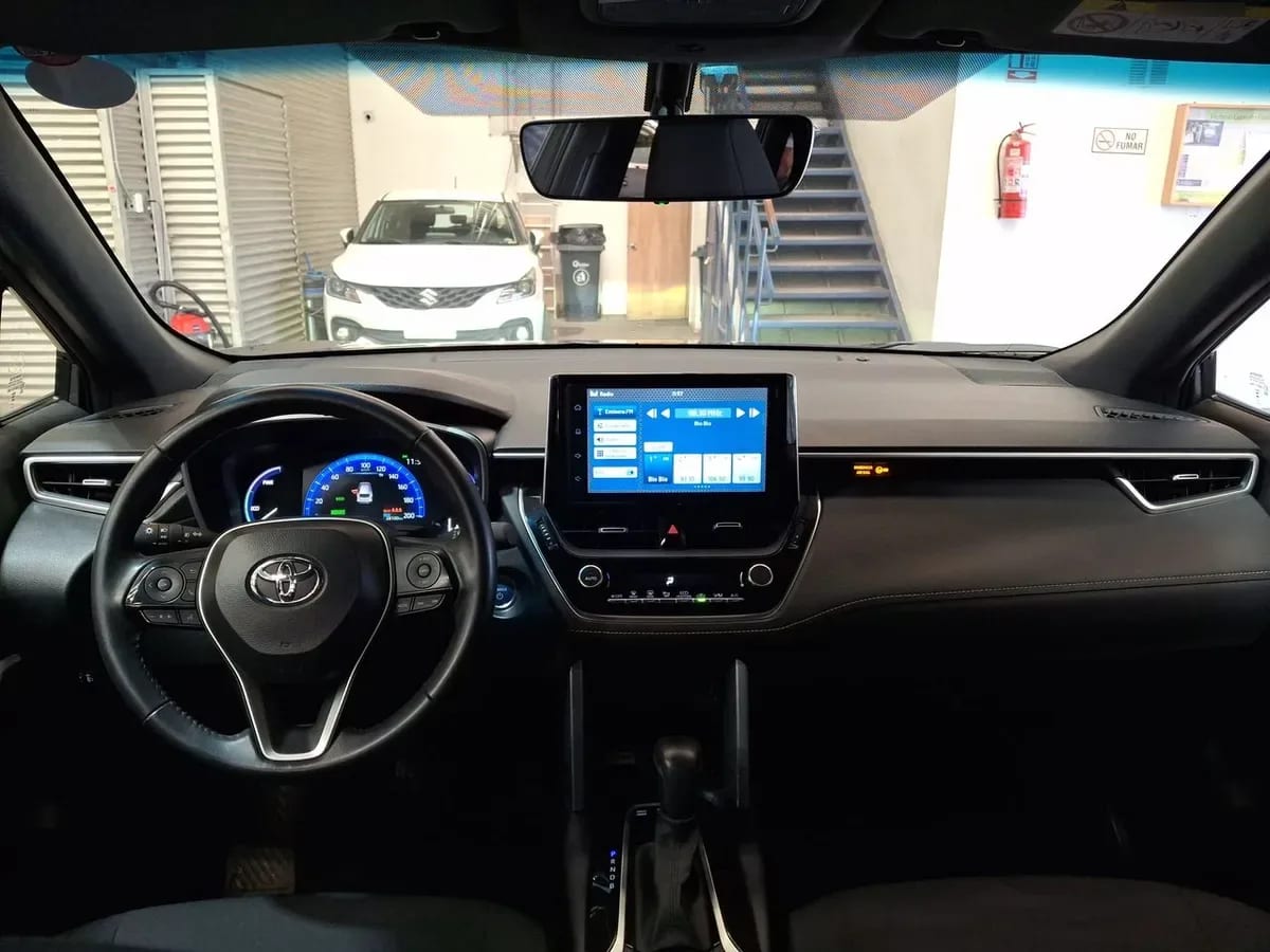 Toyota Corolla Cross 1.8 Xei Hybrid 4x2 Cvt At 5p año 2025