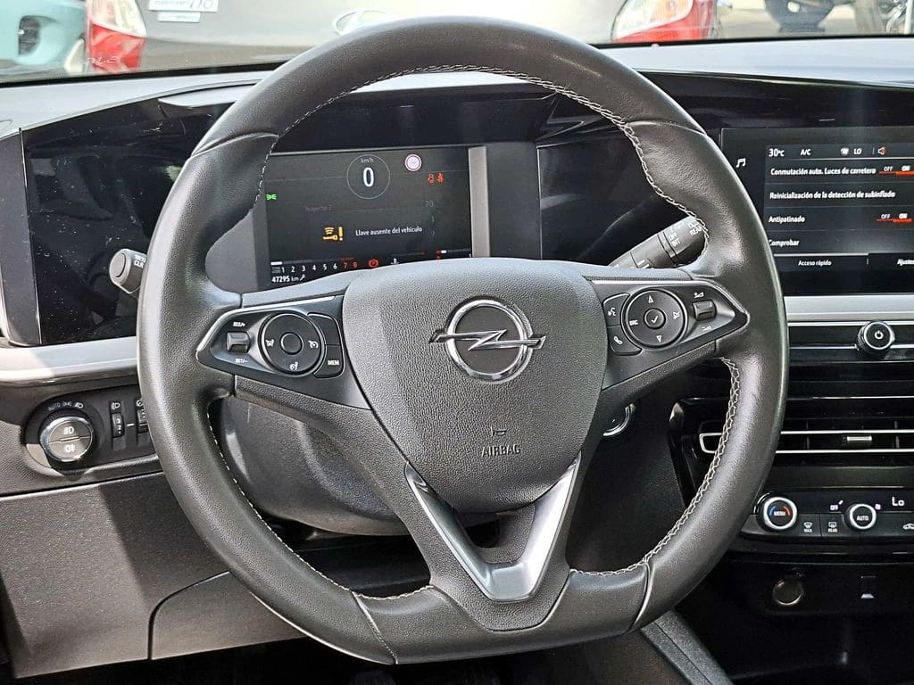 Opel Mokka 1.2t Elegance 4x2 Mt6 5p año 2023