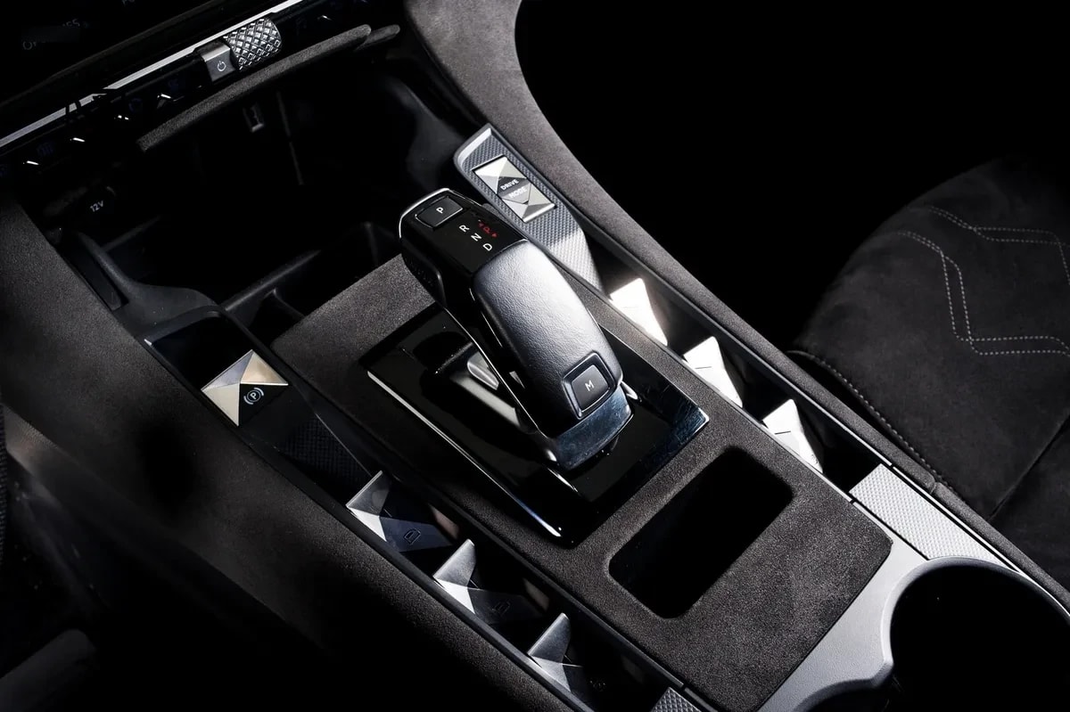 DS AUTOMOBILES DS7  año 2023