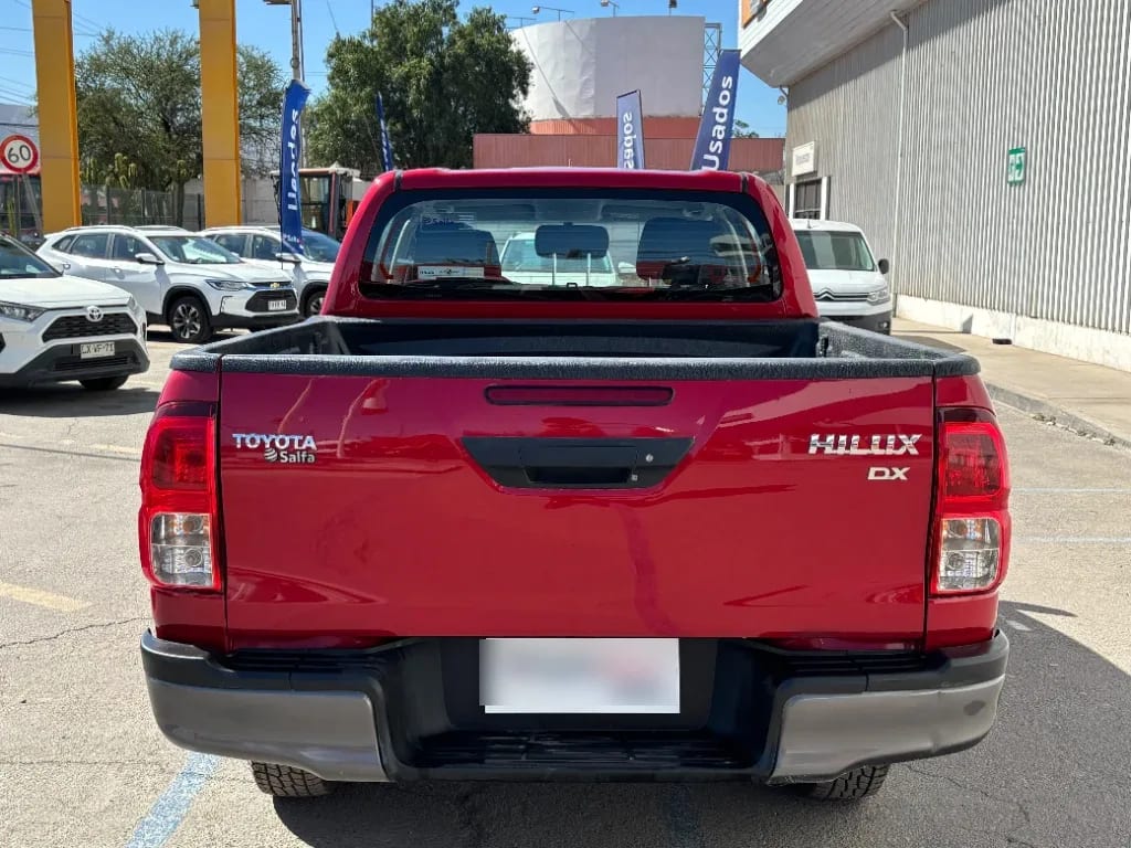 Toyota Hilux Dc 4x4 2.4 D Dx Mt año 2024