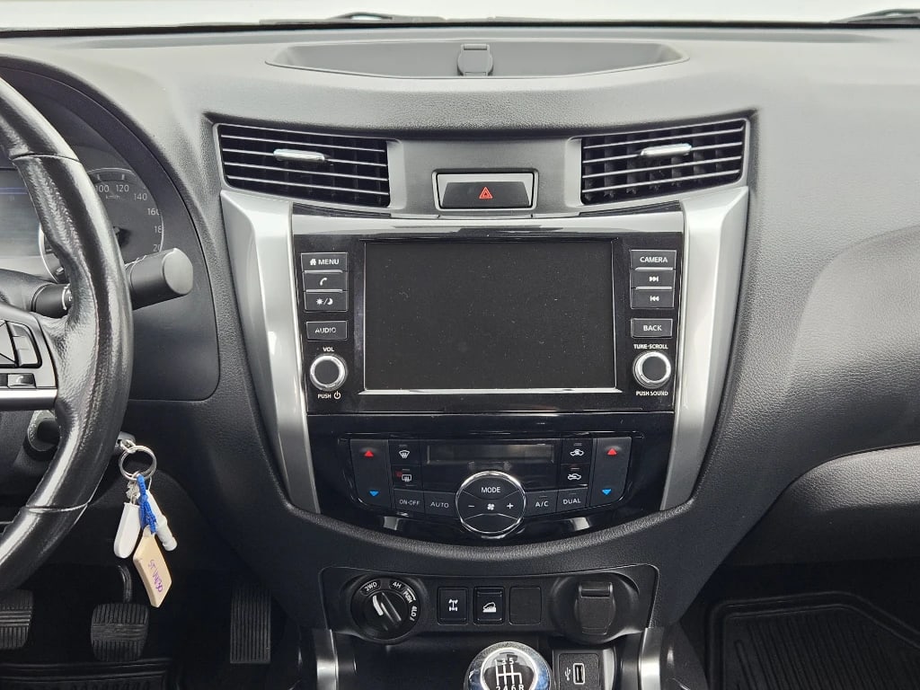 Nissan Navara Navara Dc 4x4 2.3tdi Xe año 2023