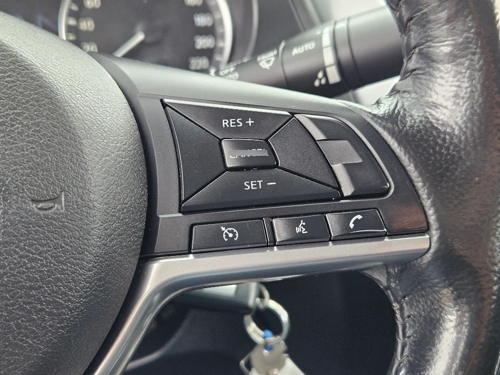 Nissan Navara Navara Dc 4x4 2.3tdi Xe año 2023