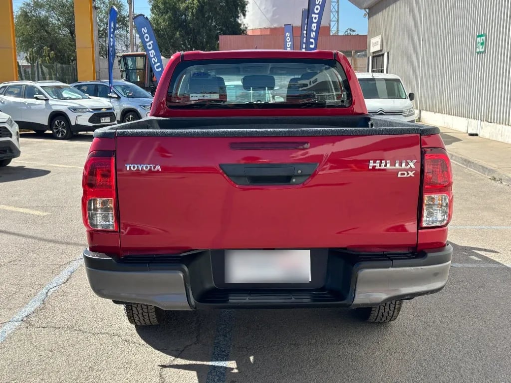 Toyota Hilux Dc 4x4 2.4 D Dx Mt año 2024
