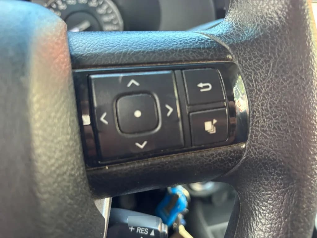 Toyota Hilux Dc 4x4 2.4 D Dx Mt año 2024