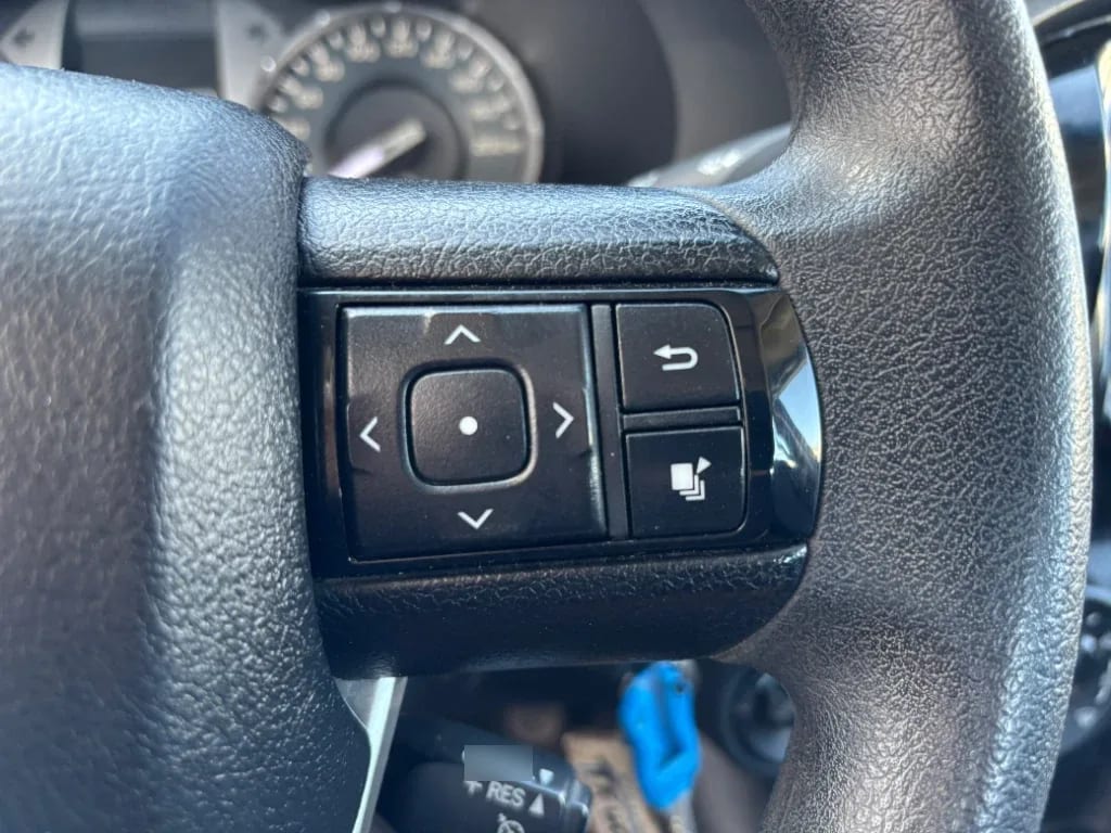 Toyota Hilux Dc 4x4 2.4 D Dx Mt año 2024