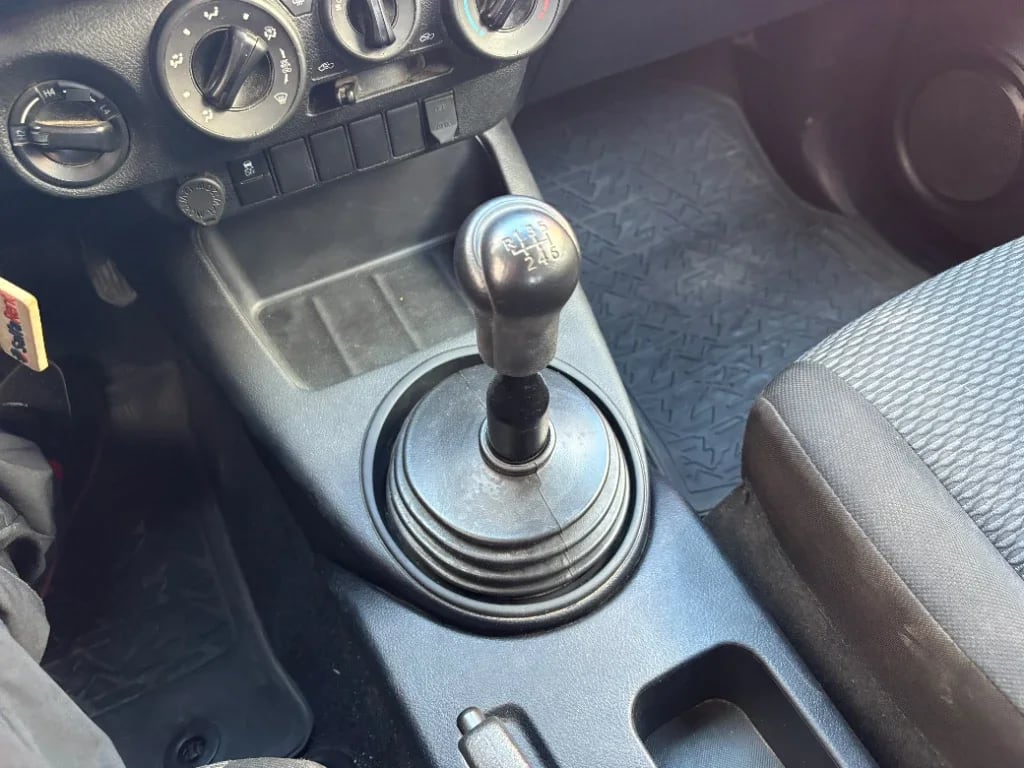 Toyota Hilux Dc 4x4 2.4 D Dx Mt año 2024
