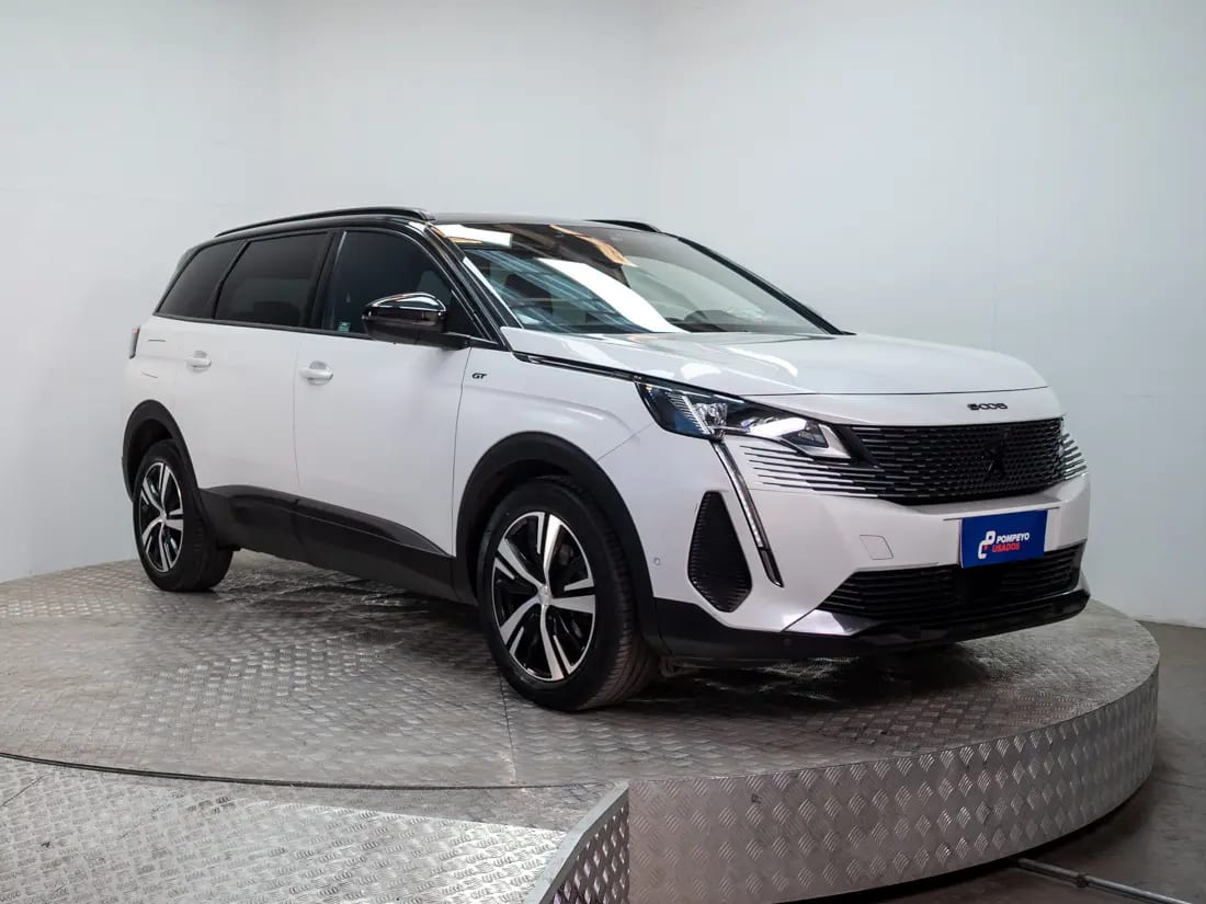 Peugeot 5008 5008 1.5 Gt Black Pack Bluehdi 130 Eat8 At año 2023