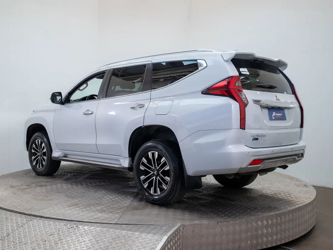 Mitsubishi Montero Sport 2.4 Limited At 4x4 Diesel año 2022