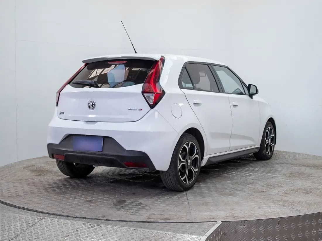 MG 3 Mg 3 1.5 Com Mt año 2022