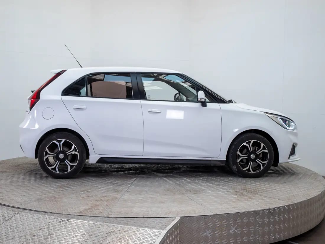 MG 3 Mg 3 1.5 Com Mt año 2022