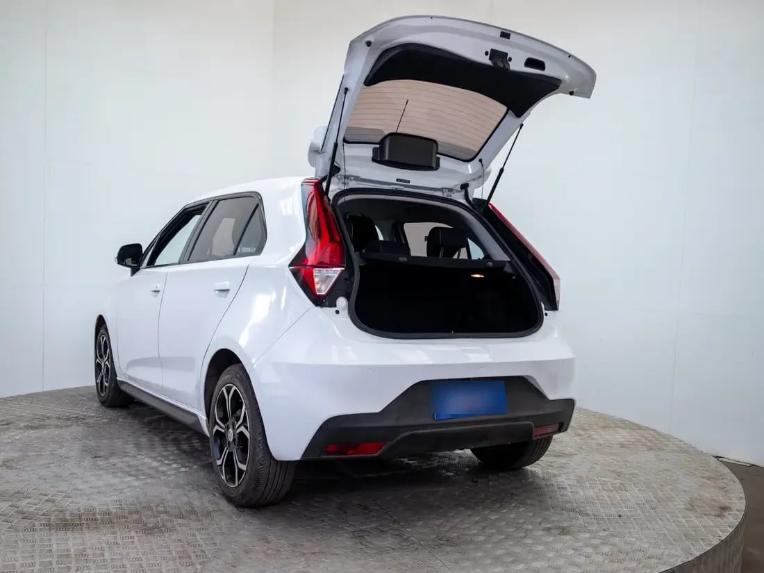 MG 3 Mg 3 1.5 Com Mt año 2022