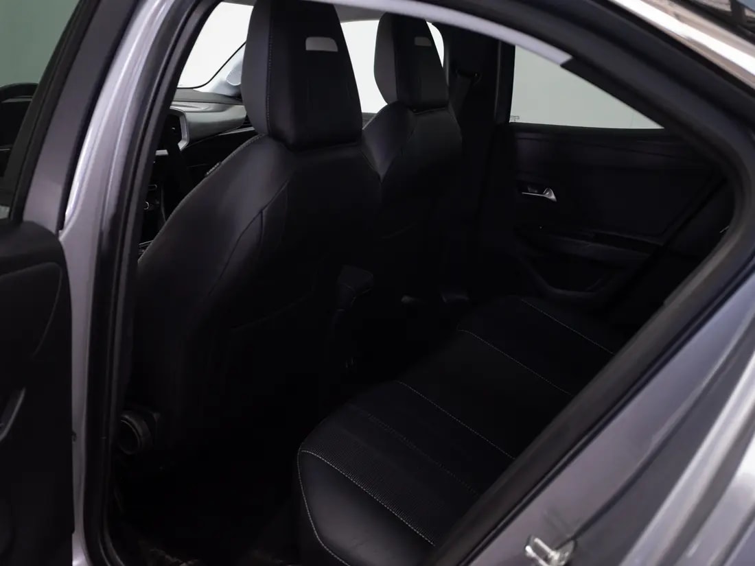 Opel Mokka 1.2 Elegance At año 2023