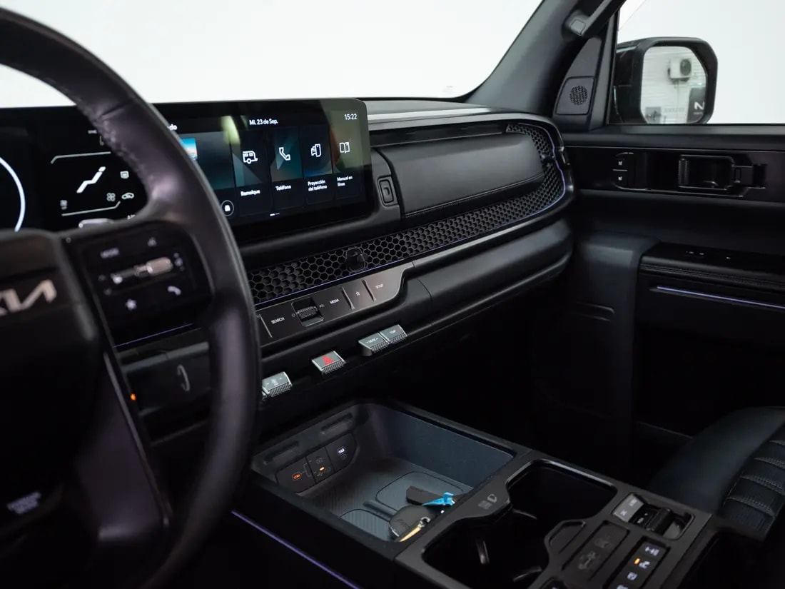 Kia Tasman X-Pro 2.2t Dsl 8at 4x4 Full año 2025