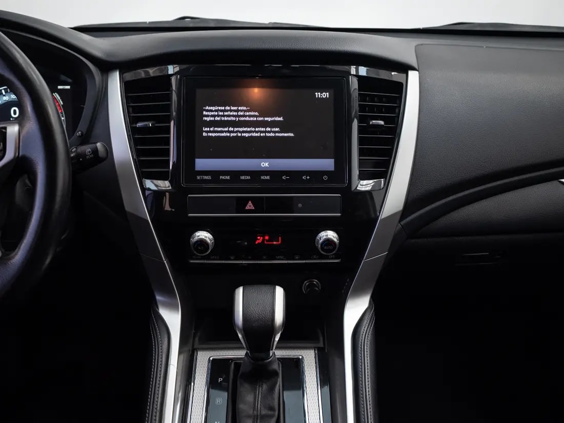 Mitsubishi Montero Sport 2.4 Limited At 4x4 Diesel año 2022