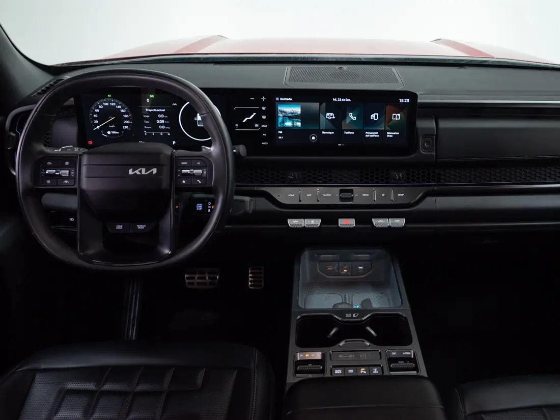 Kia Tasman X-Pro 2.2t Dsl 8at 4x4 Full año 2025