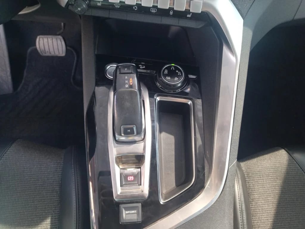 Peugeot 3008 1.6 Allure Thp 165hp E6 At año 2018