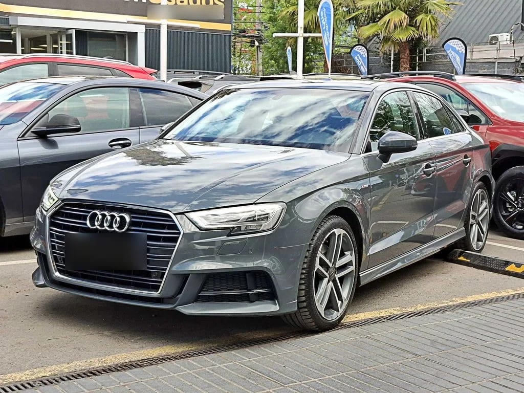 Audi A3 2.0 Sport 4x2 Hb S-Tronic At 3p año 2017