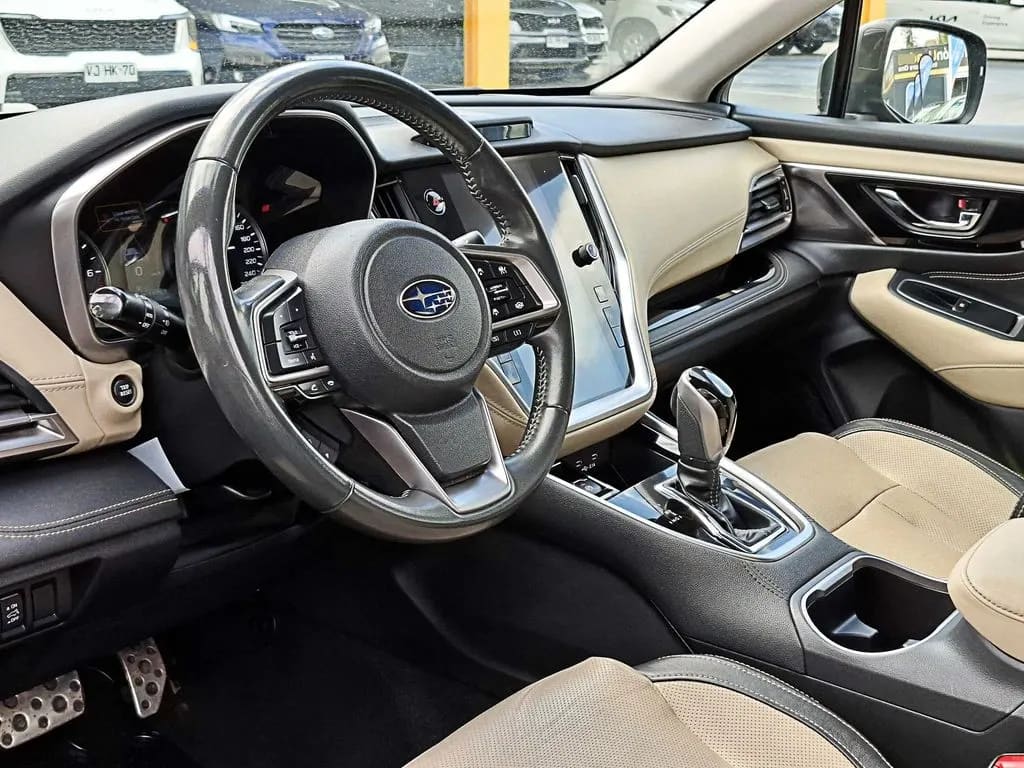 Subaru Outback 4x4 2.5 At año 2021