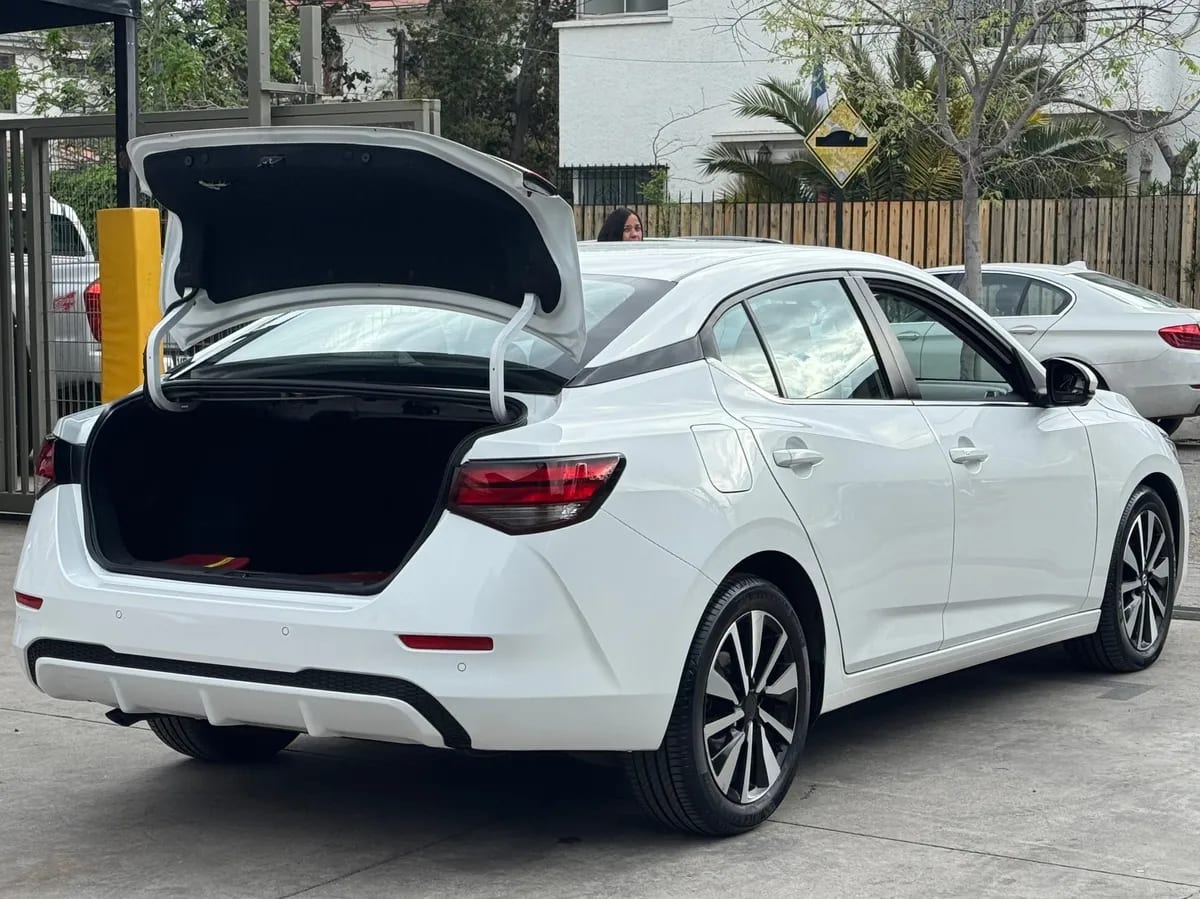 Nissan SENTRA 2.0 Advance At año 2023