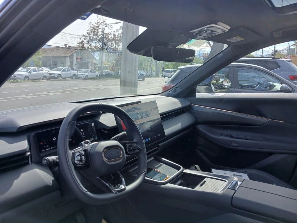 Lynk&Co 08 08 Pro 1.5t Hibrido año 2027