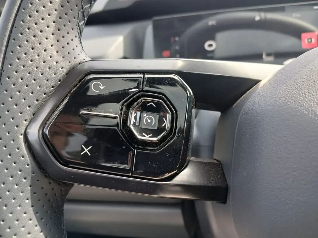 Lynk&Co 08 08 Pro 1.5t Hibrido año 2027