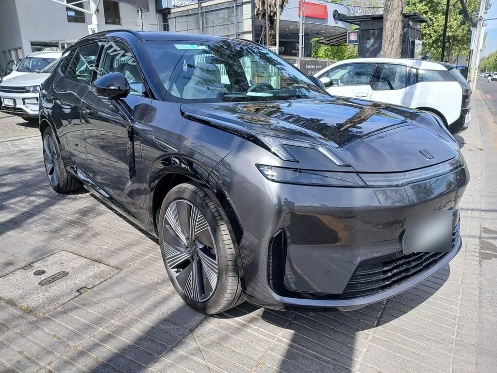 Lynk&Co 08 08 Halo 1.5t Hibrido año 2027