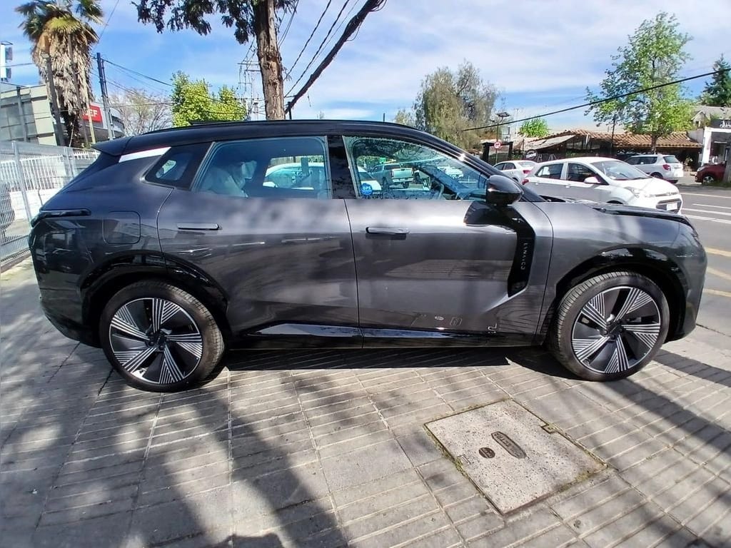 Lynk&Co 08 08 Halo 1.5t Hibrido año 2027
