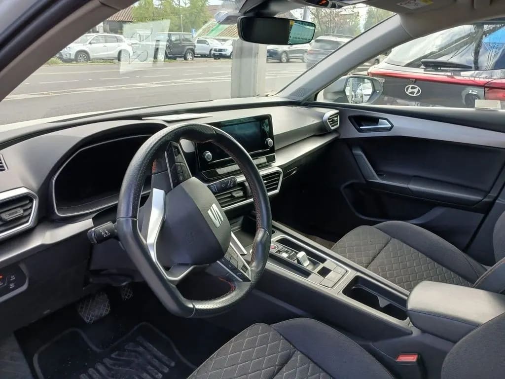 Seat Leon Leon Fr 1.4 Tsi At año 2023