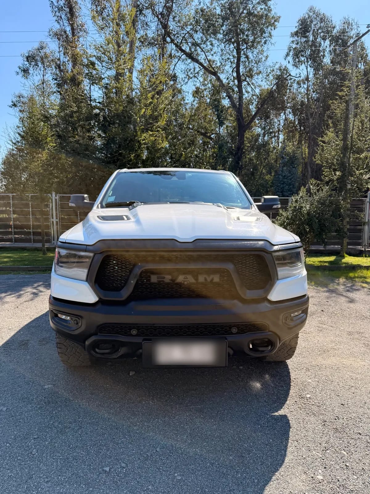 RAM 1500 5.7 Crew Cab Rebel At 4x4 año 2024
