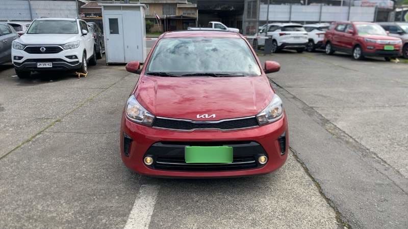 Kia Soluto 1.4 Ex Full 4x2 Srf Mt 4p año 2025