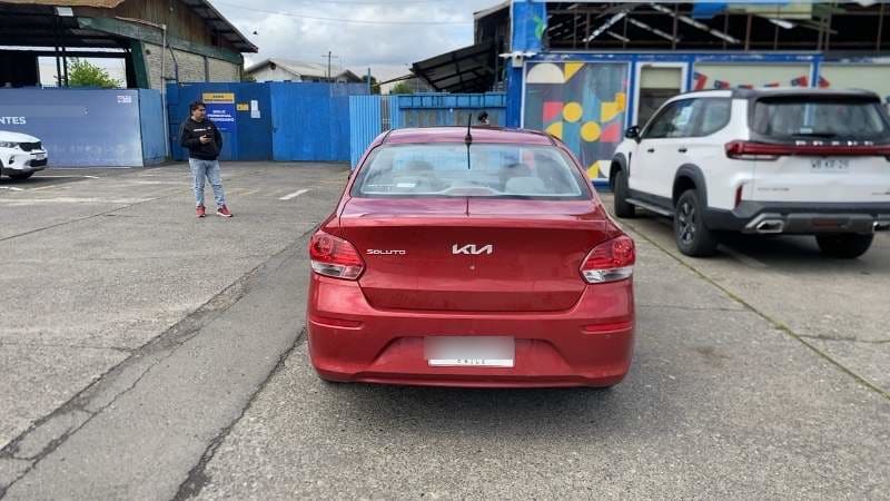 Kia Soluto 1.4 Ex Full 4x2 Srf Mt 4p año 2025