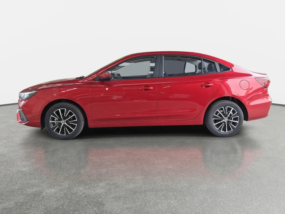 MG 5 1.5 Com 4x2 Mt 4p año 2026