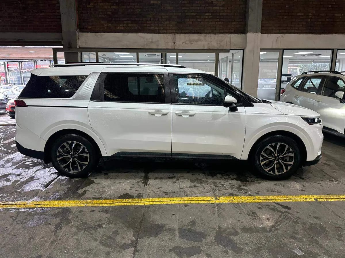 Kia Carnival 3.5 Ex 4x2 8at 5p año 2022