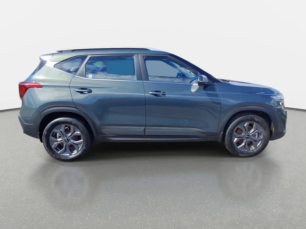 Kia Seltos 1.5 Ex 4x2 6mt 5p año 2025