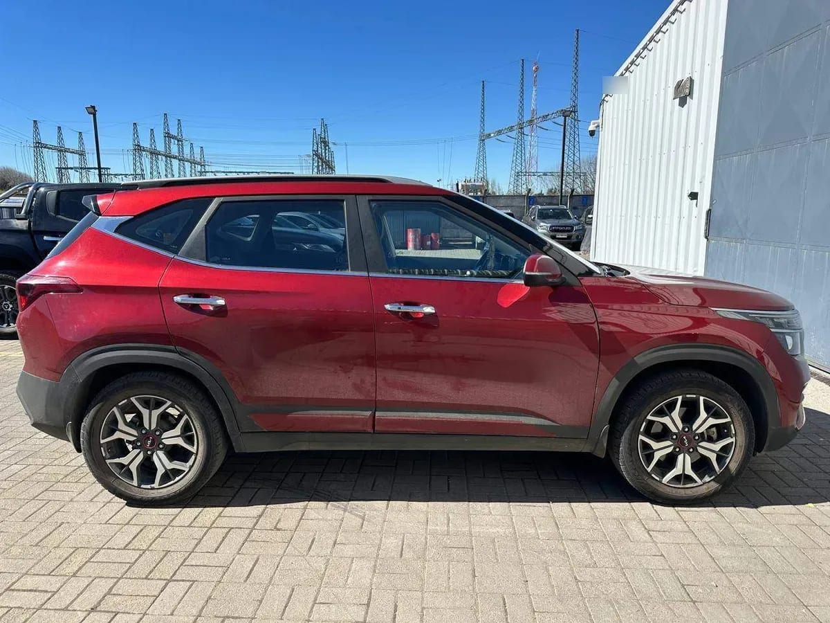 Kia Seltos 1.6 Ex Full 4x2 Ri 6mt 5p año 2023