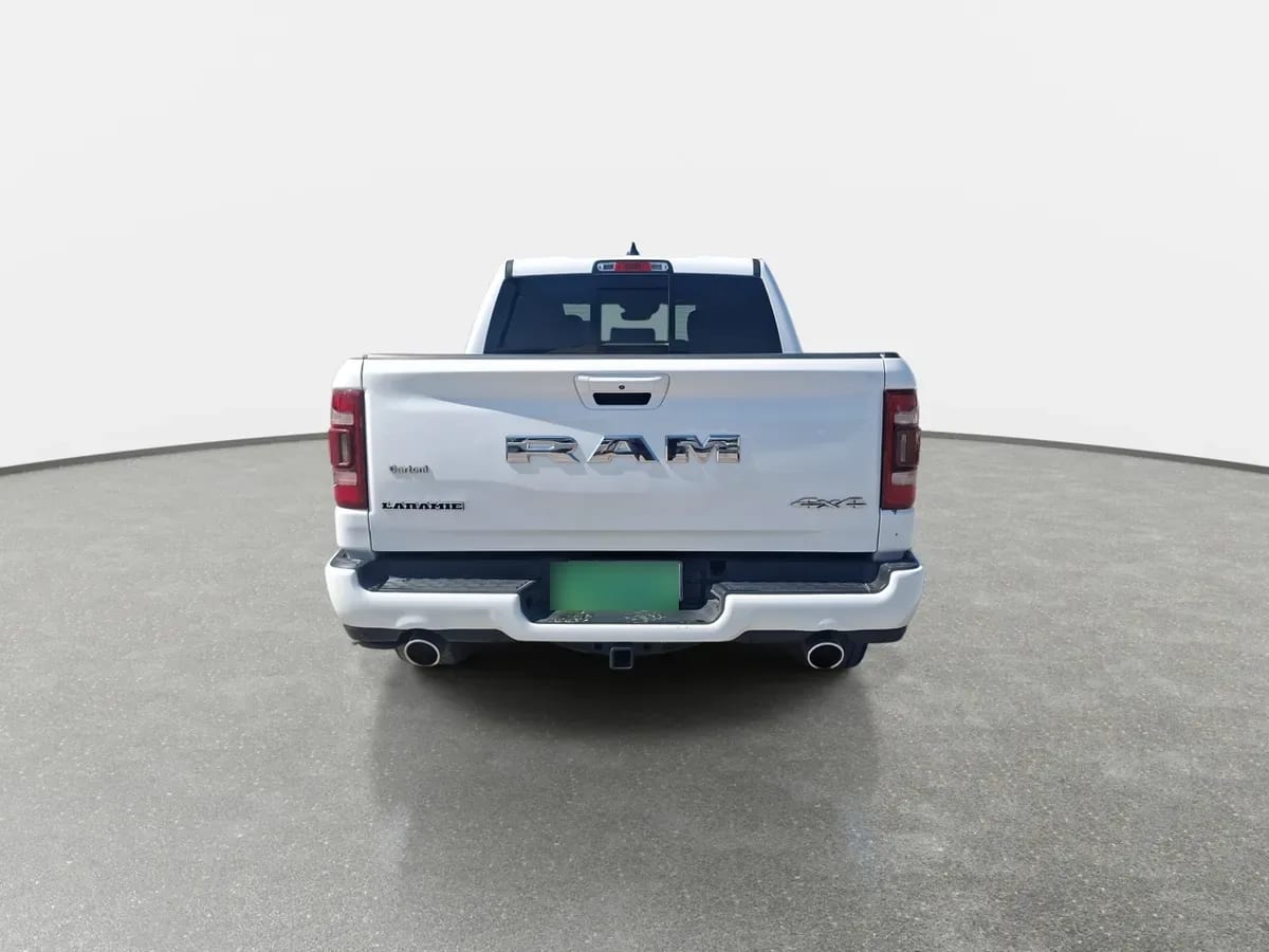 Ram 1500 5.7 Laramie Sport 4x4 At 4p año 2022