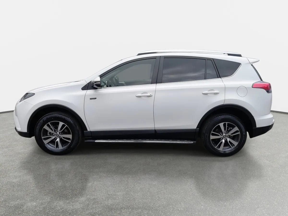 Toyota Rav 4 2.0 Adventure 4x2 Super Lujo At 5p año 2019
