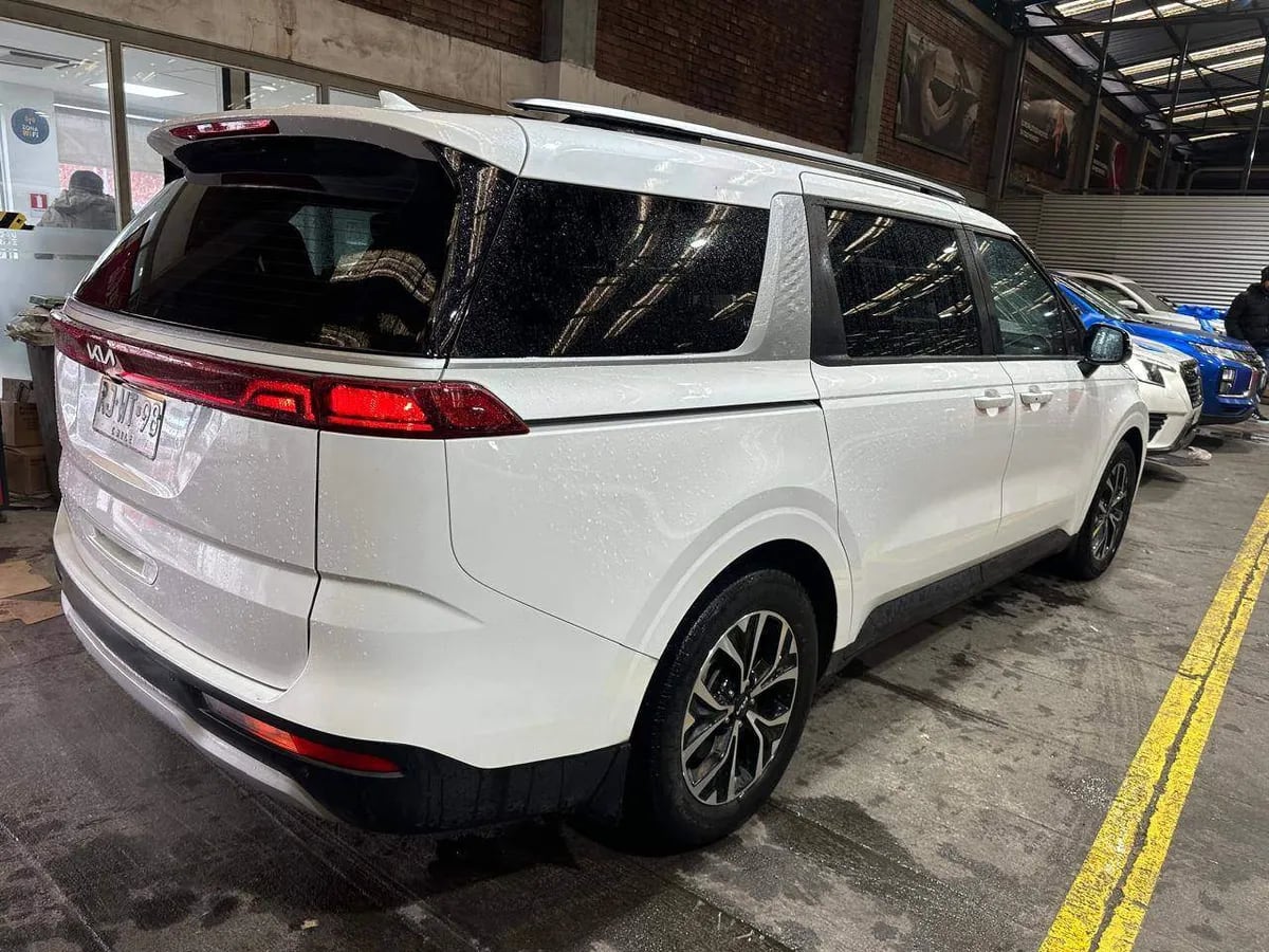 Kia Carnival 3.5 Ex 4x2 8at 5p año 2022