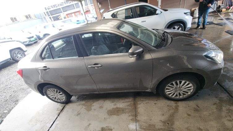 Suzuki Dzire 1.2 Glx 4x2 Mt 4p año 2024