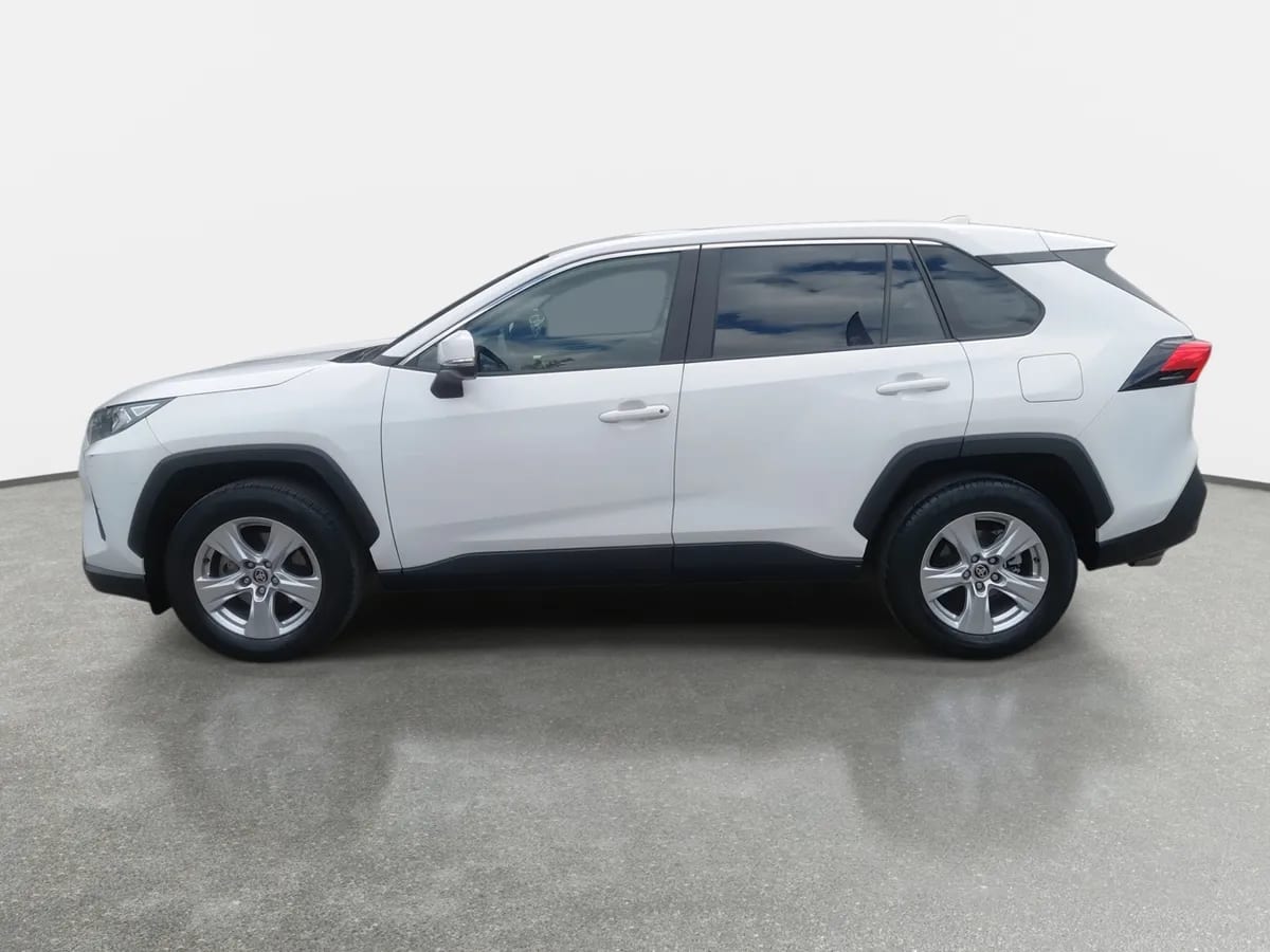 Toyota Rav 4 2.0 Le 4x2 Cvt At 5p año 2022