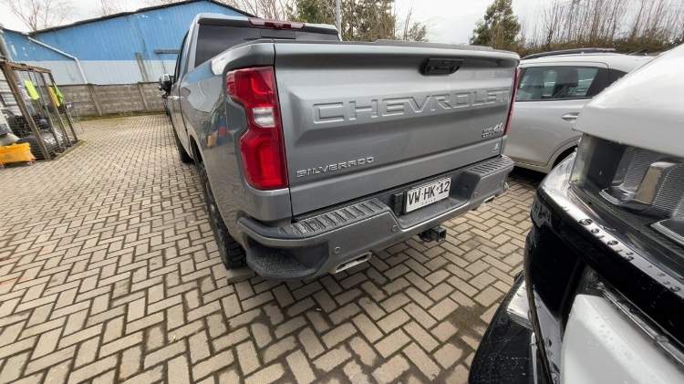 Chevrolet Silverado 3.0 High Country 4x4 At 4p año 2026