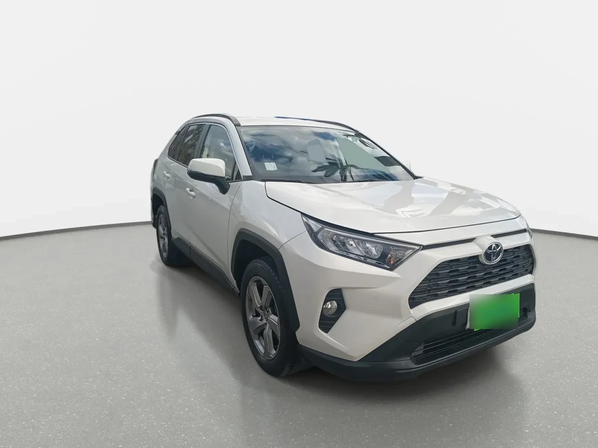 Toyota Rav 4 2.0 Xle 4x2 Cvt At 5p año 2020