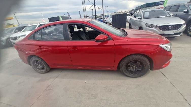 MG 5 1.5 Com 4x2 Mt 4p año 2022