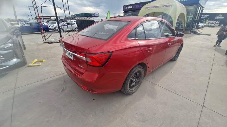 MG 5 1.5 Com 4x2 Mt 4p año 2022
