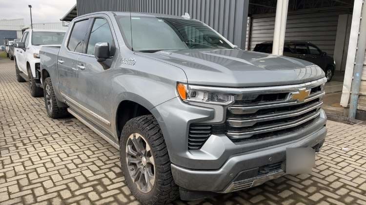 Chevrolet Silverado 3.0 High Country 4x4 At 4p año 2026