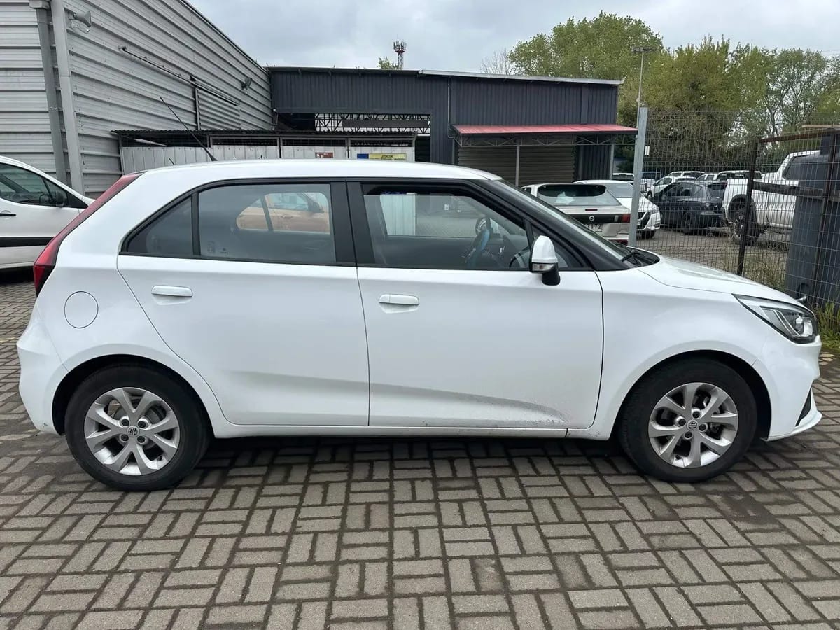 MG Mg 3 1.5 Std 4x2 Hb Mt 5p año 2024