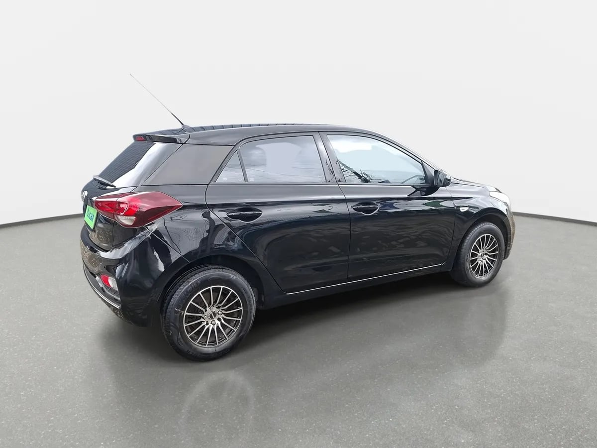 Hyundai I20 1.4 Gl Active 4x2 Hb Mt 5p año 2021