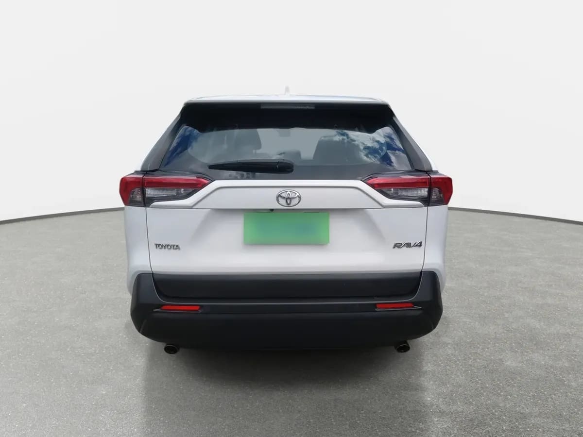 Toyota Rav 4 2.0 Le 4x2 Cvt At 5p año 2022